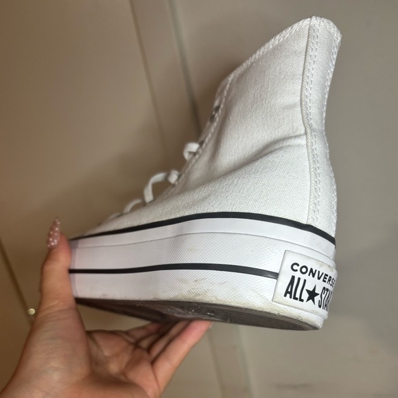 Converse Women’s Chuck Taylor All-Star Platform - Picture 8 of 15